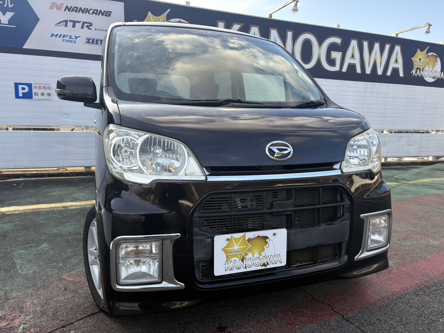 タントエグゼ　　H２２年式　　カスタムRS